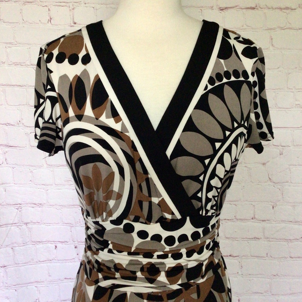 Studio I V-Neck Ruched Waist Short Sleeve Dress - Size 12 - Picture 3 of 9
